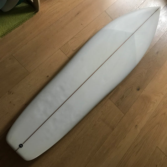 Mackie Designs Side Cut 6'8" secondhand surfboard top view