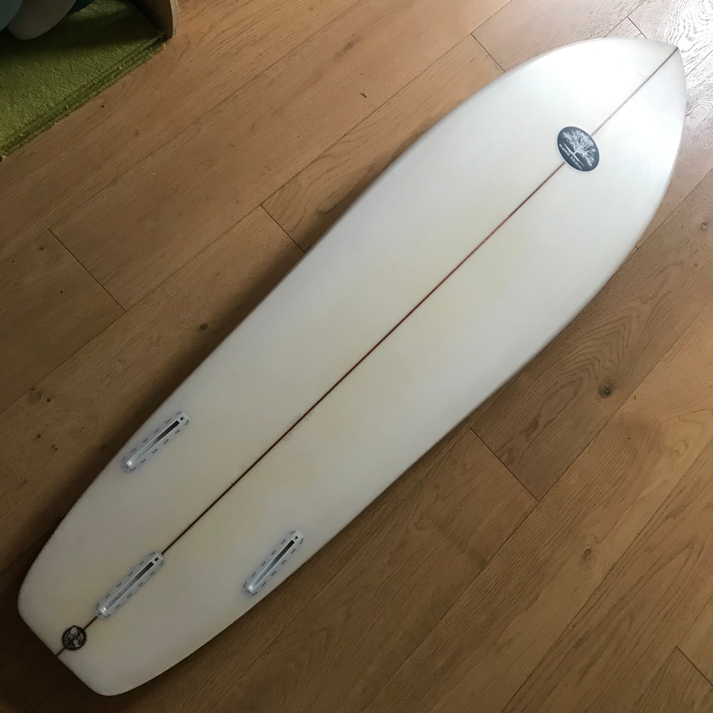 Mackie Designs Side Cut 6'8" secondhand surfboard bottom view