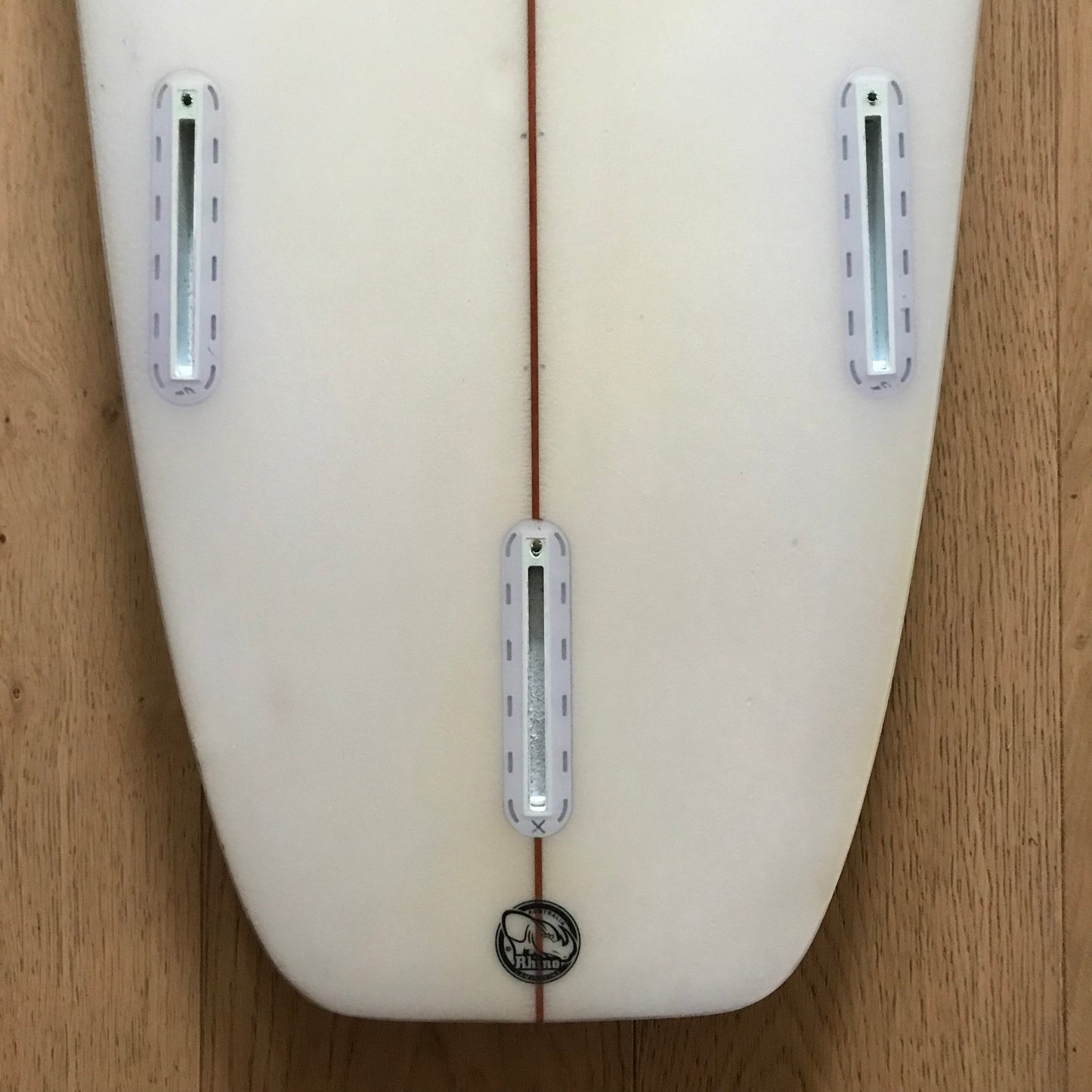 Mackie Designs Side Cut 6'8" secondhand surfboard fin box close-up