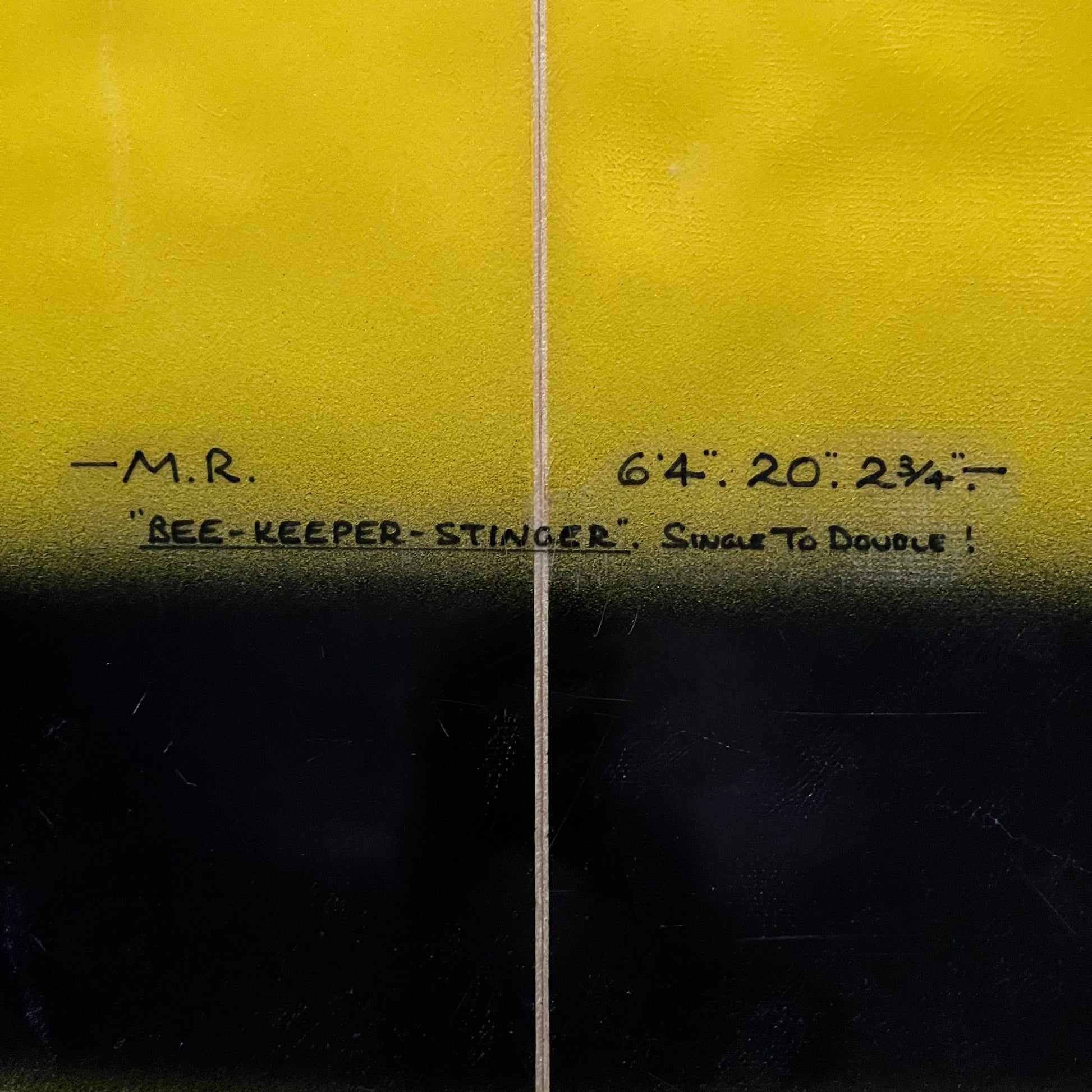 Mark Richards Surfboards Da Sting FCS1 tri 6'4" secondhand surfboard dimensions close-up