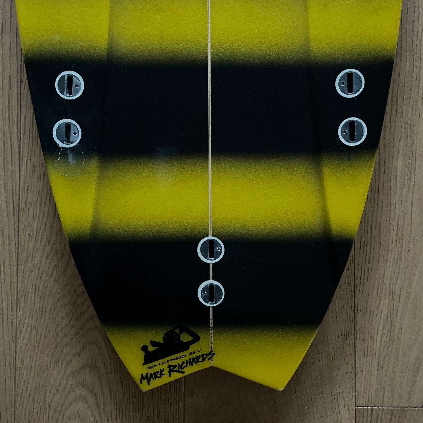 Mark Richards Surfboards Da Sting FCS1 tri 6'4" secondhand surfboard fin box close-up