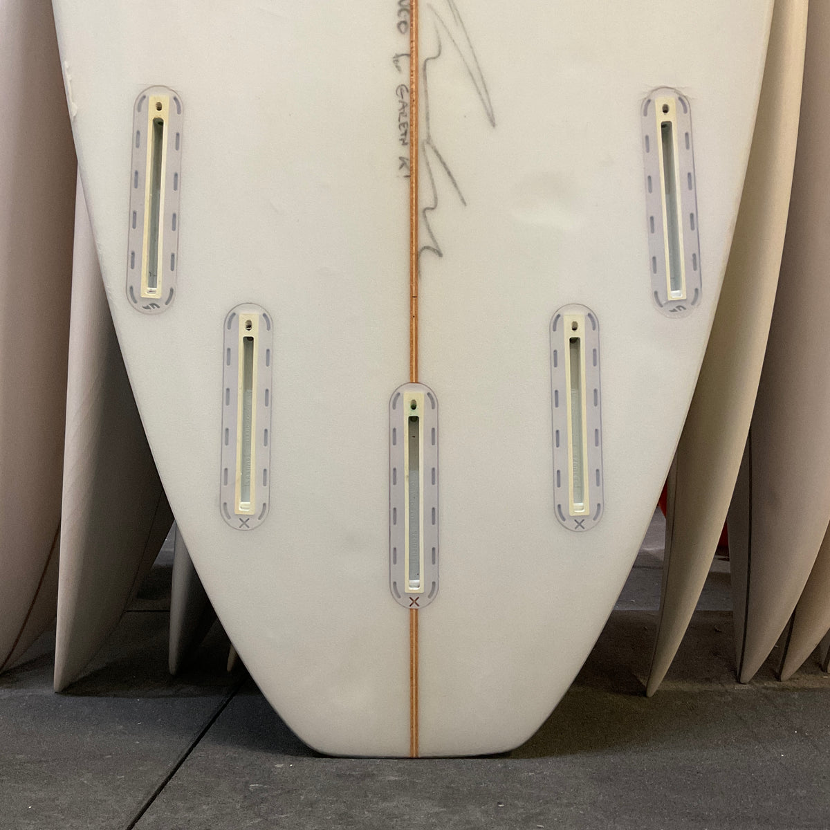 Maurice Cole Red Dingo 6'8" secondhand surfboards fin box close-up