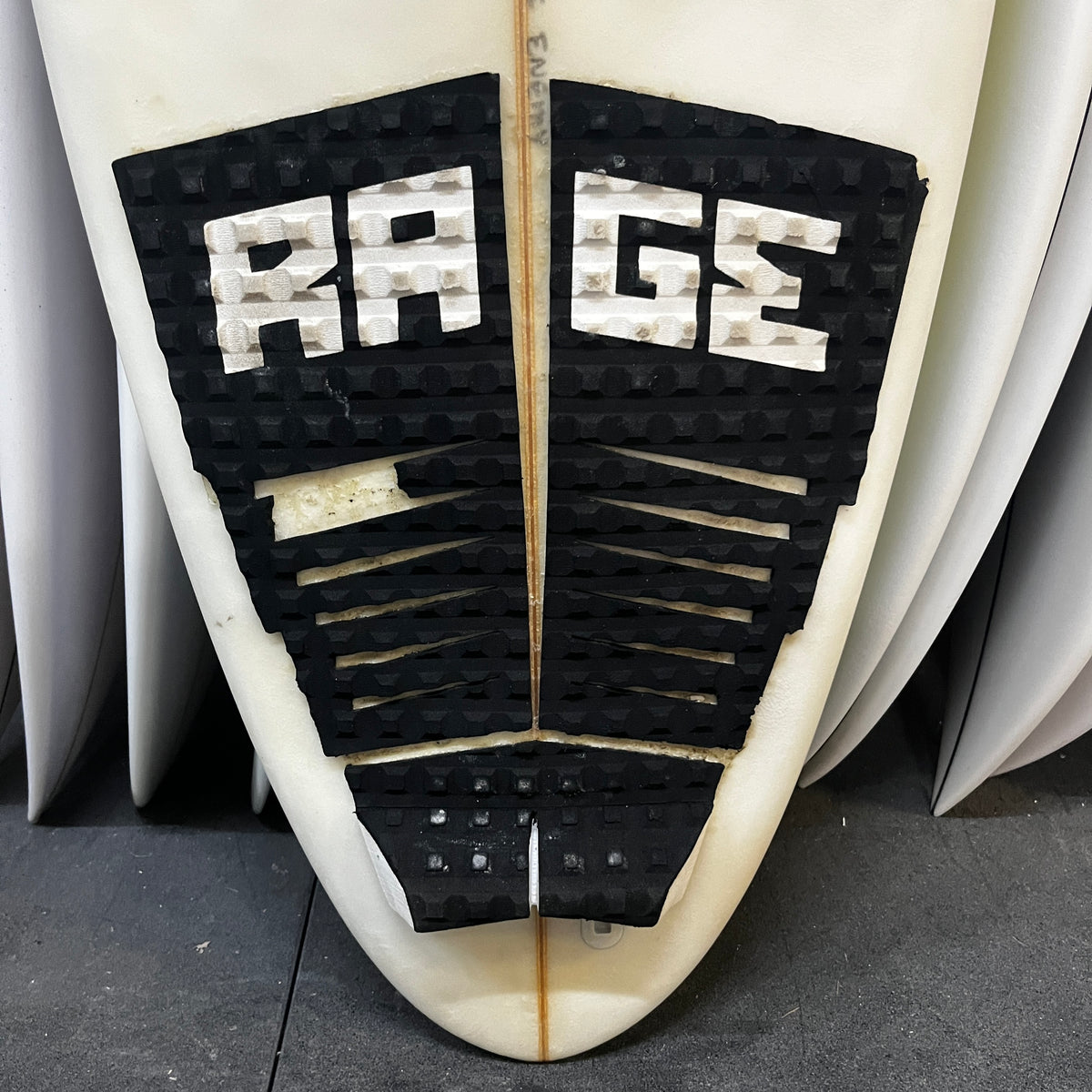 Maurice Cole RV Shorty 5'11" secondhand surfboards
