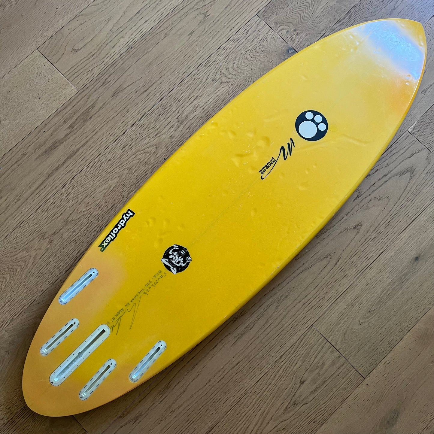 Maurice Cole Shiva 5'11" secondhand surfboard bottom view