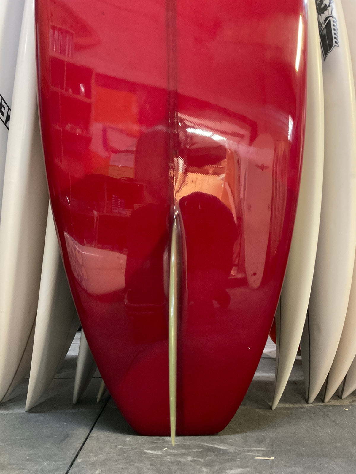 McTavish Noosa '66 10'10" secondhand surfboards fin close-up