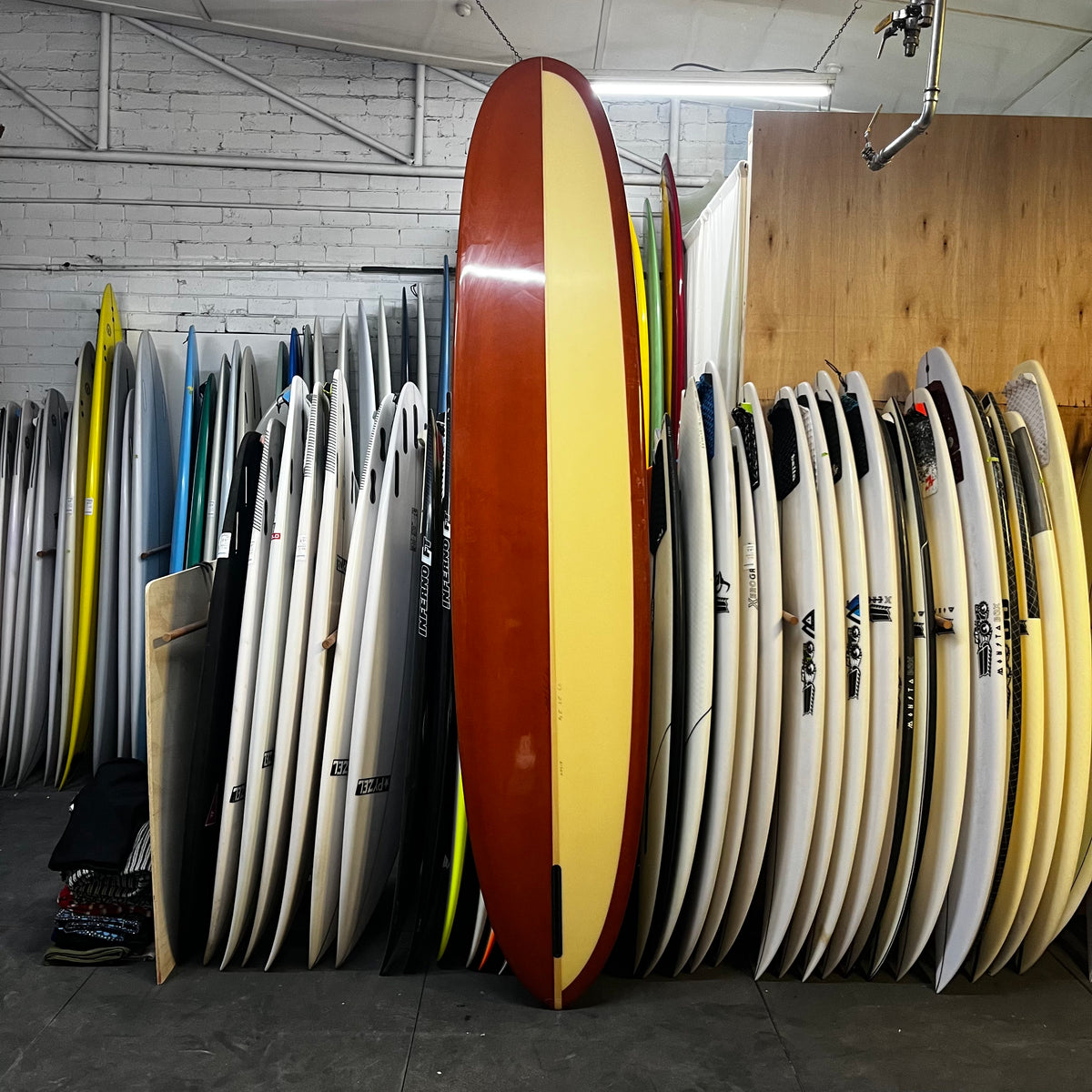 McTavish Noserider 9'3" secondhand surfboards bottom view