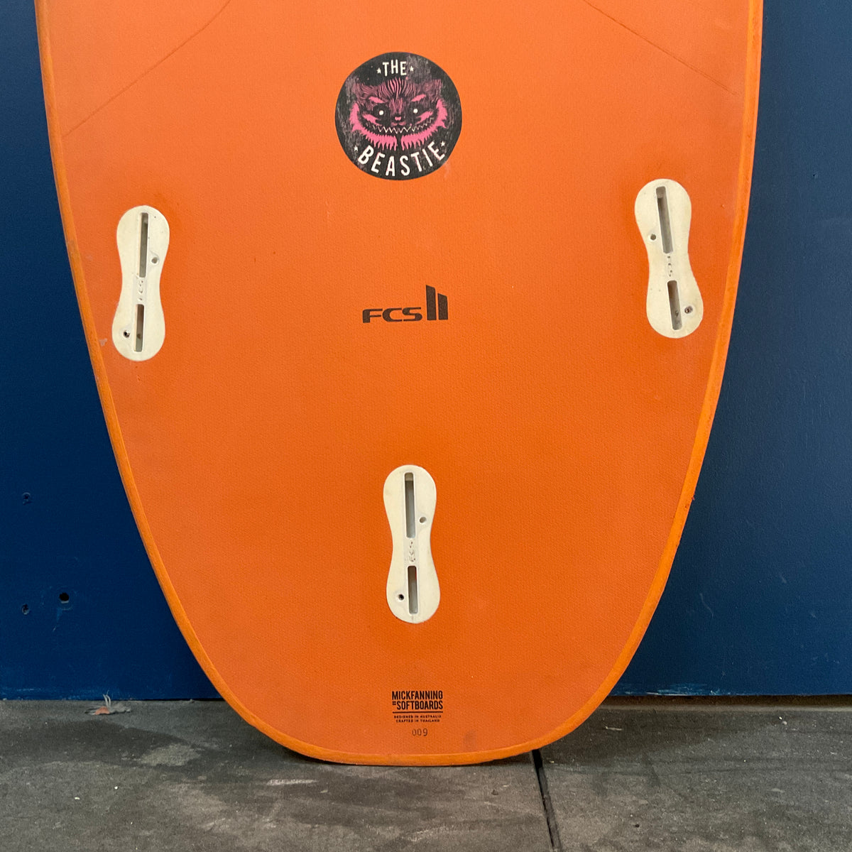 MF The Beastie 2.0 Super EVA 6'6" secondhand surfboards fin box close-up