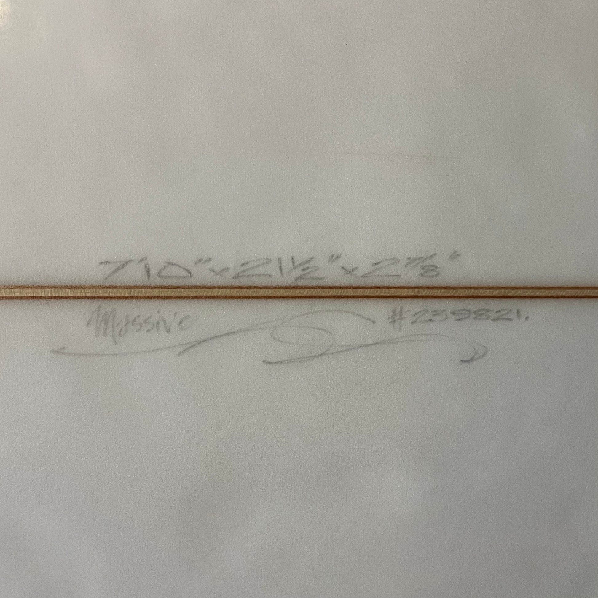 Morning of the Earth Massive 7'10" secondhand surfboard dimensions close-up