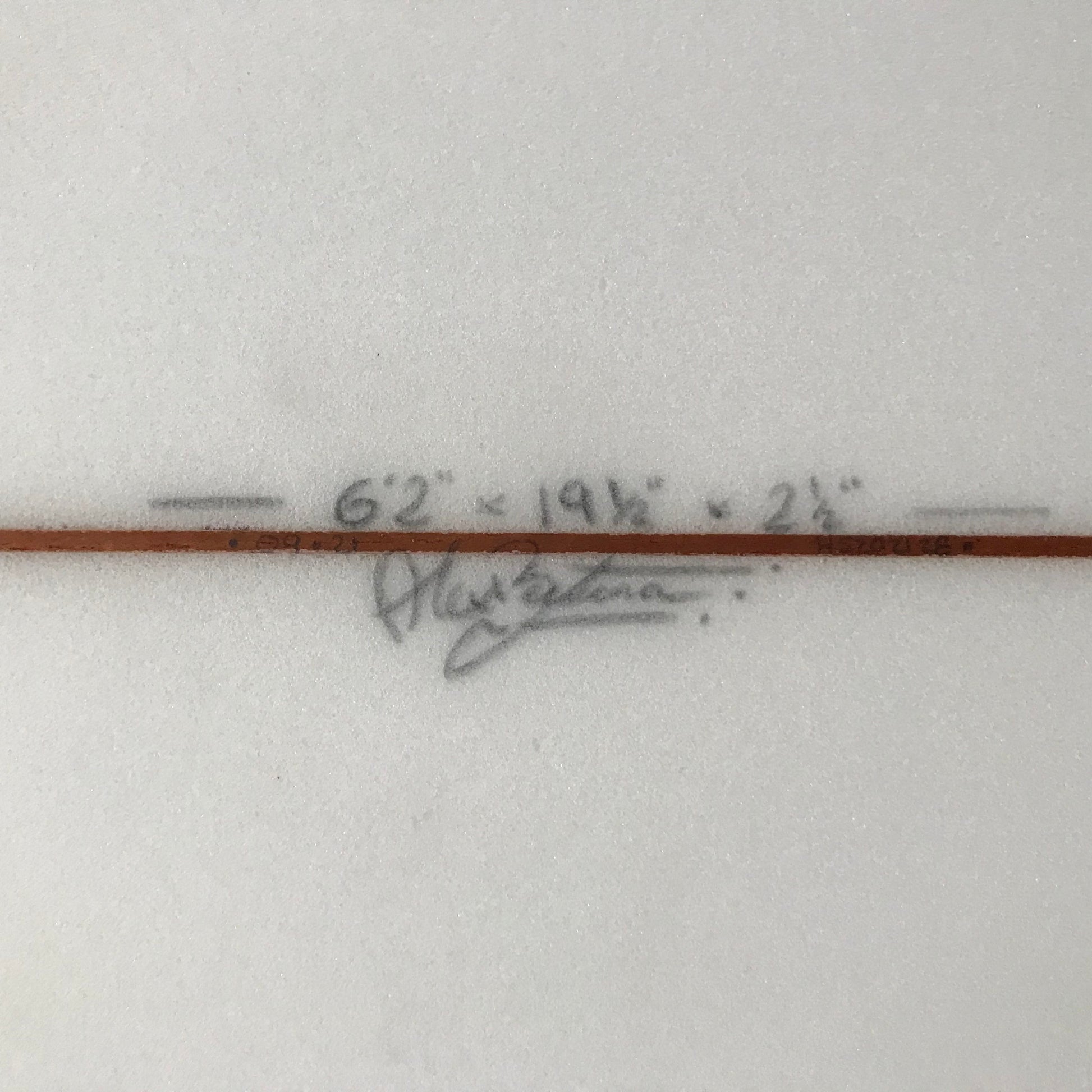 Oke Surfboards Twin Pin 6'2" secondhand surfboard dimensions close-up