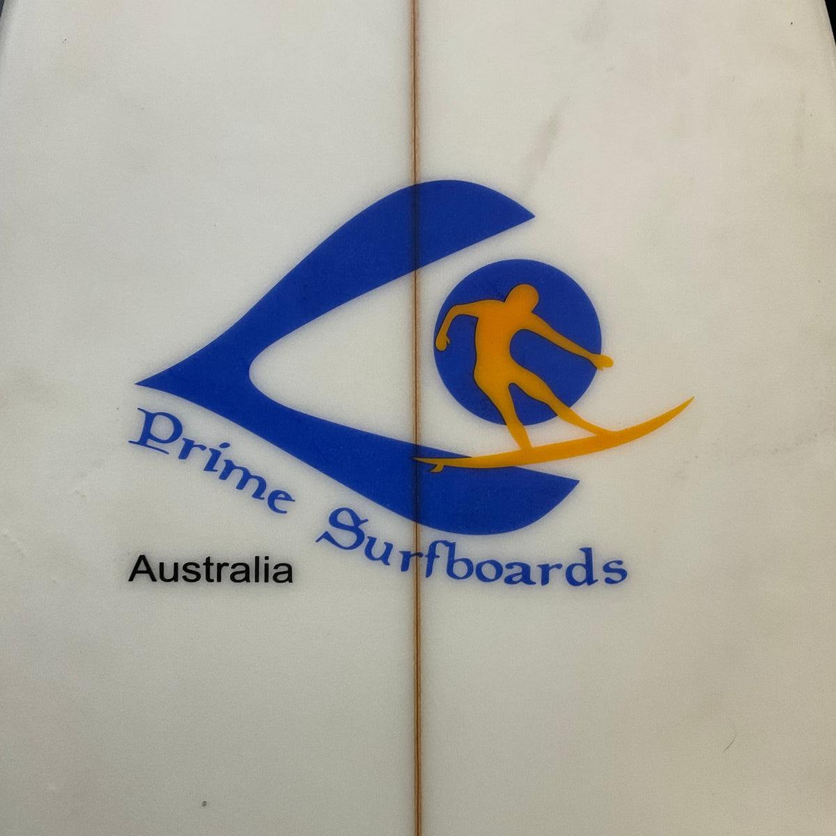 Prime fibreglass shortboard 6'8" secondhand surfboards brand logo close-up