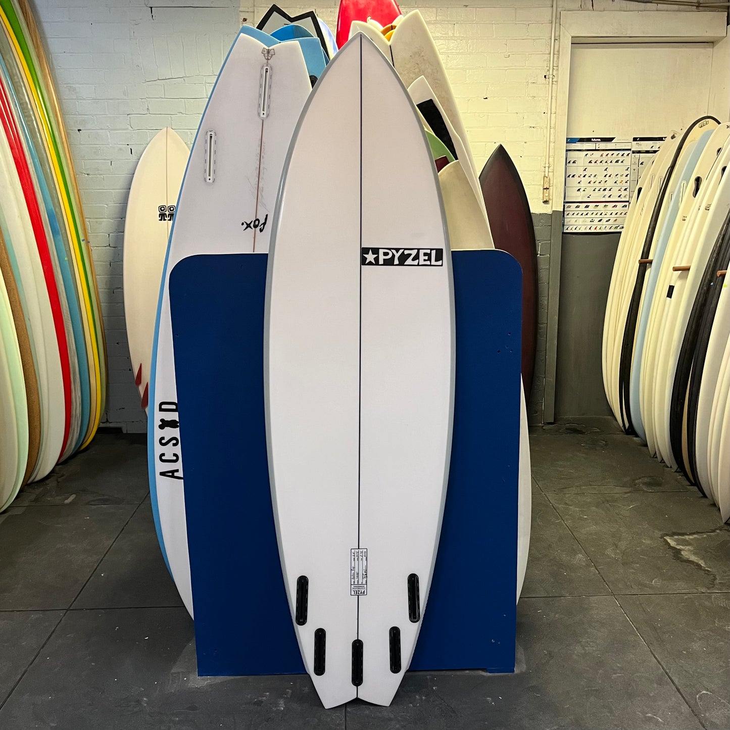 Pyzel Astro Pop 6'4" secondhand surfboard bottom view