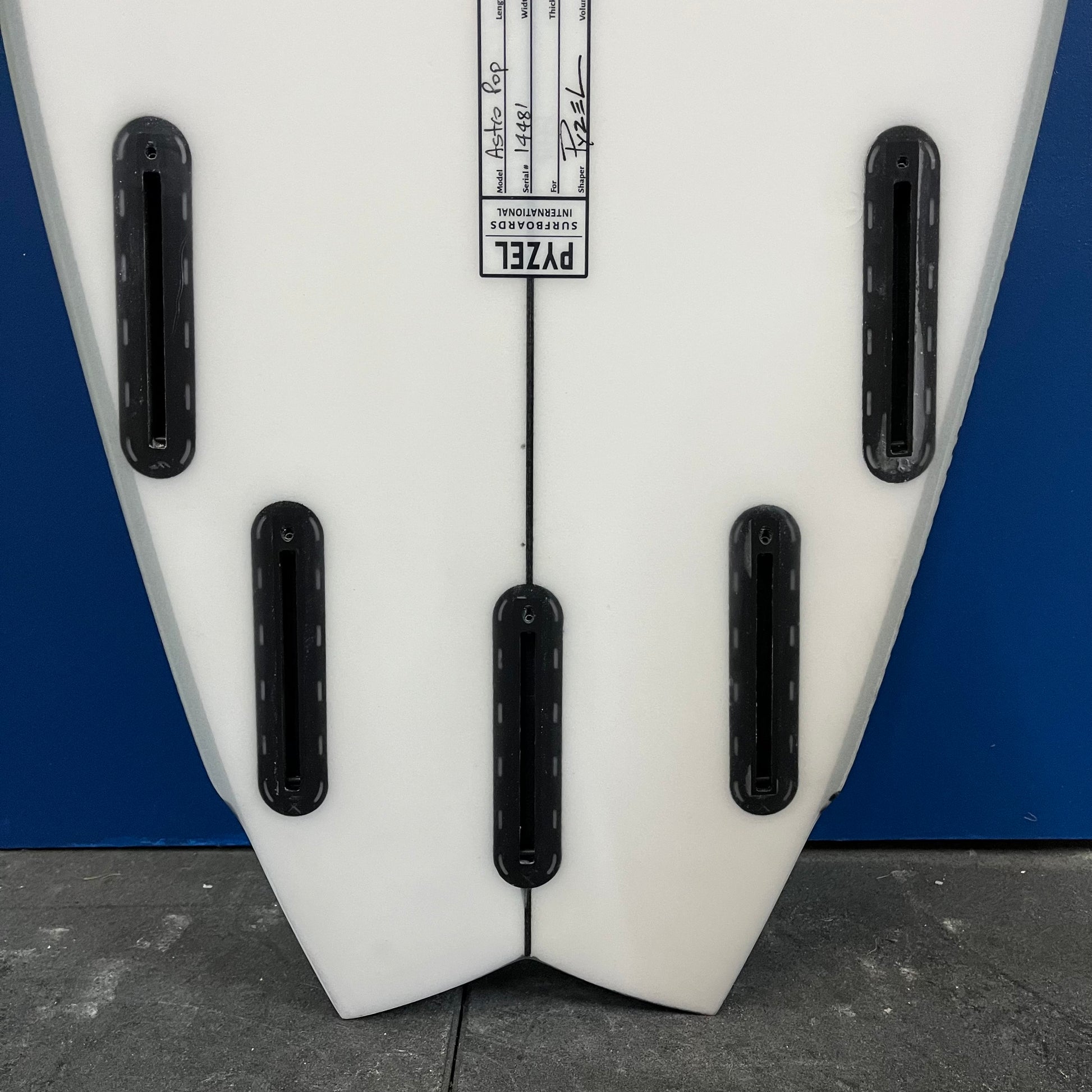Pyzel Astro Pop 6'4" secondhand surfboard fin box close-up
