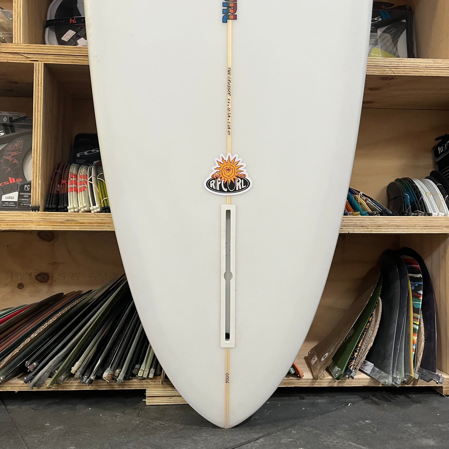 Rip Curl The Cruiser 8'6" secondhand surfboard fin box close-up