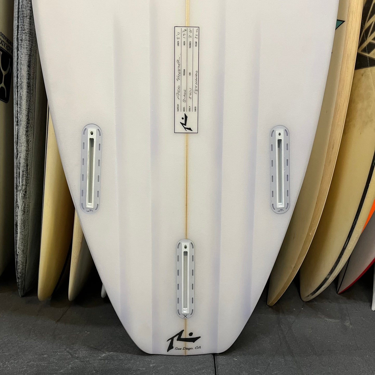 Rusty Blade 5'11" secondhand surfboard fin box close-up