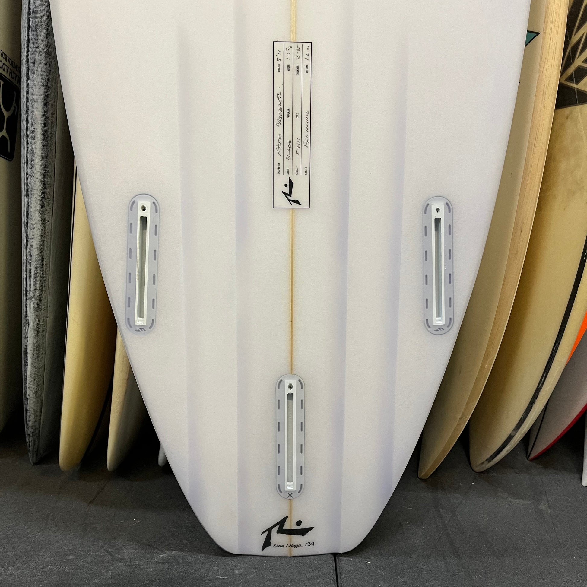 Rusty Blade 5'11" secondhand surfboard fin box close-up