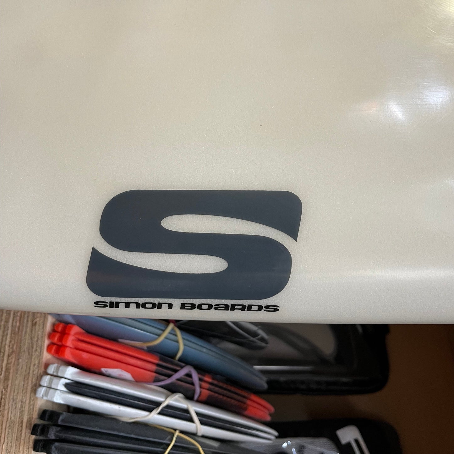 Simon Anderson XFC 6'2" secondhand surfboard brand logo close-up