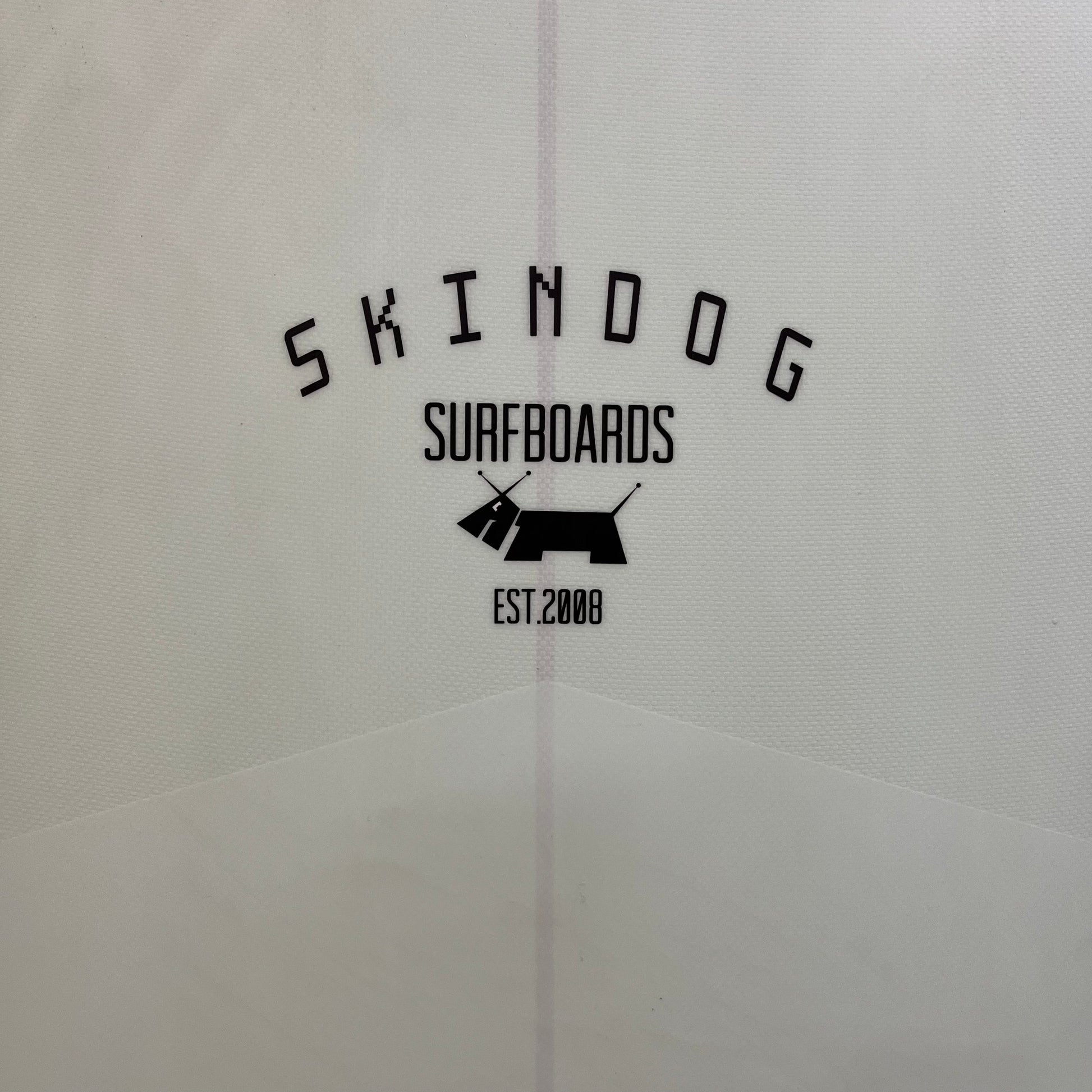 Skindog Ova 7'6" secondhand surfboard brand logo close-up