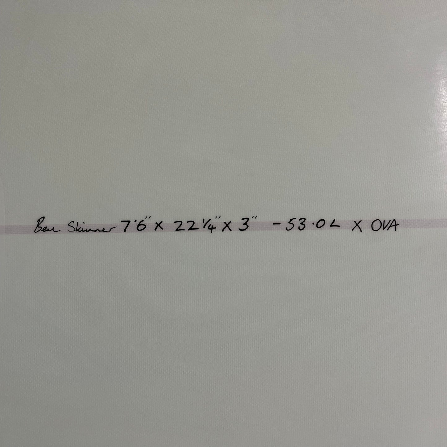 Skindog Ova 7'6" secondhand surfboard dimensions close-up