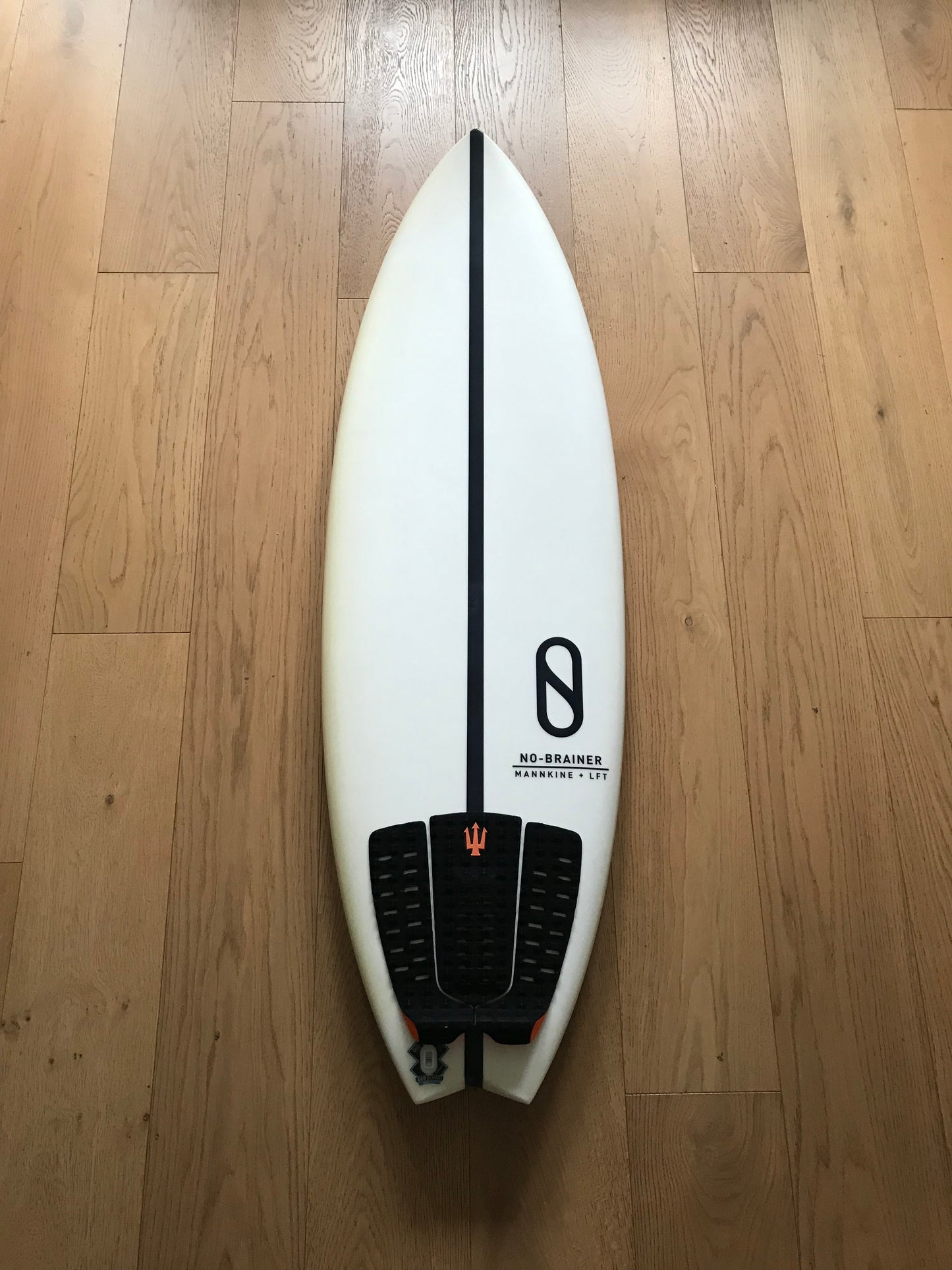 Slater Designs No brainer 5'4" secondhand surfboard top view