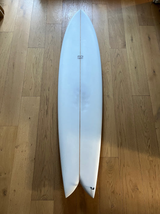 South Coast Twinzer 7'6" secondhand surfboard top view