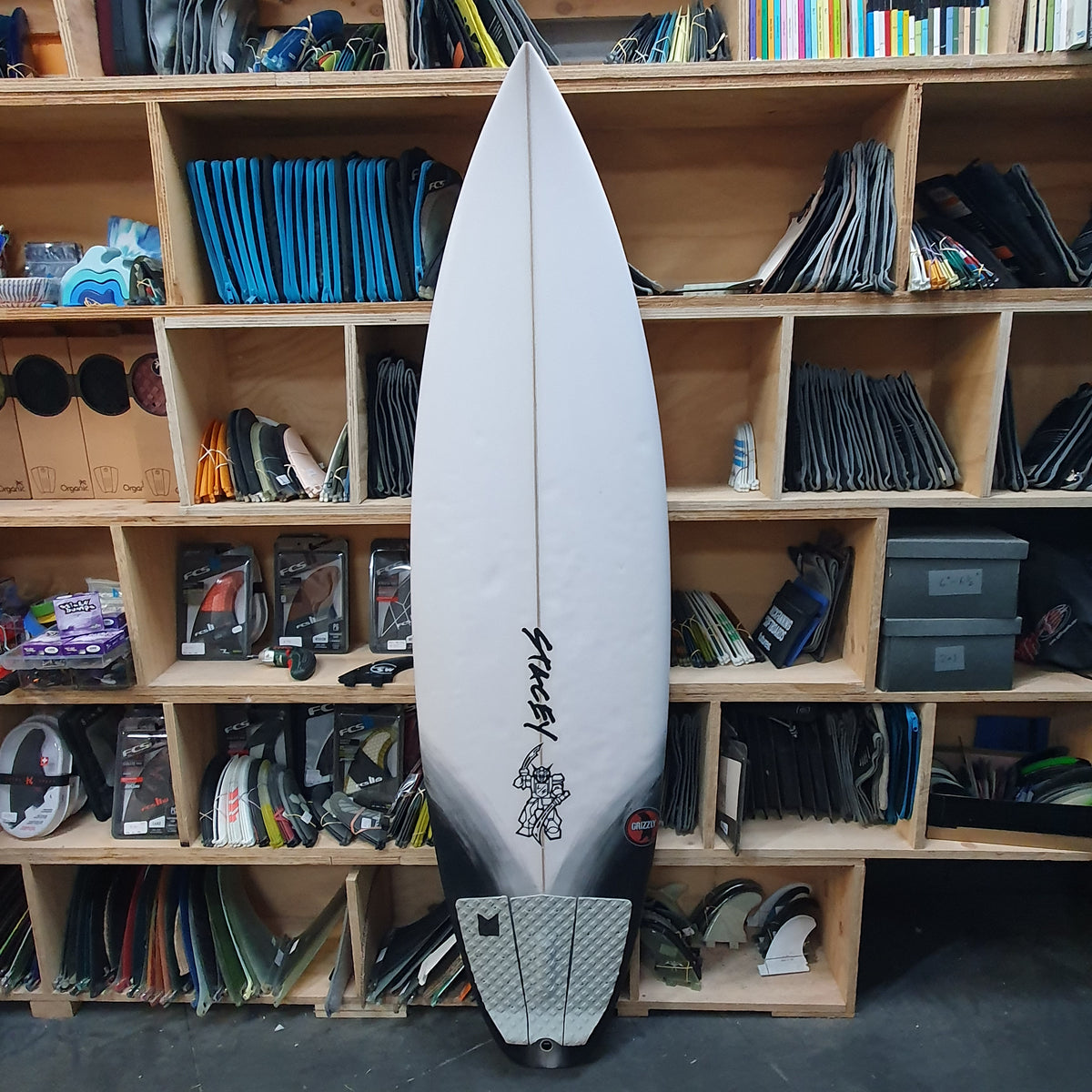 Stacey Grizzly 6'1" secondhand surfboards top view
