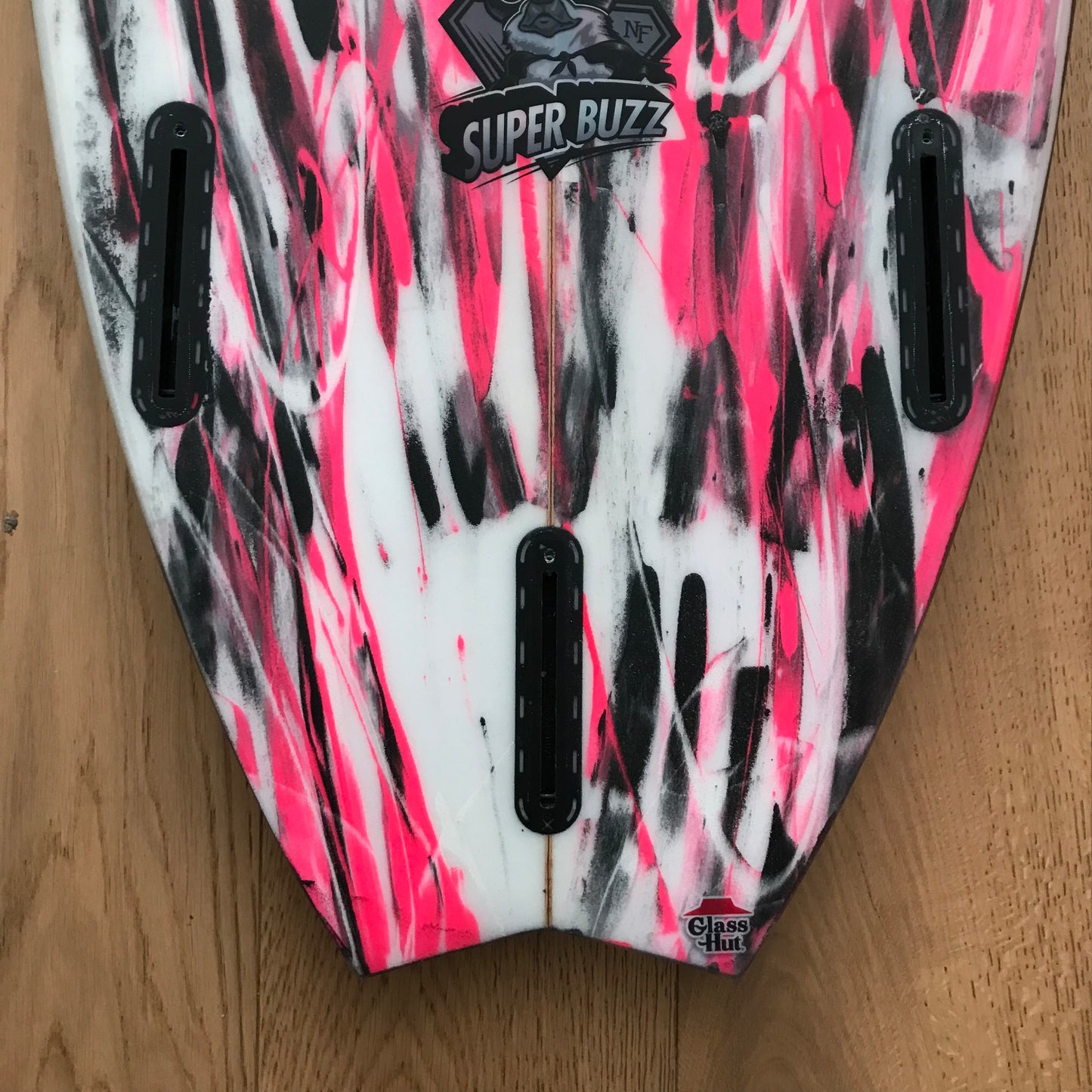 Stretch Super Buzz 5'6" secondhand surfboard fin box close-up