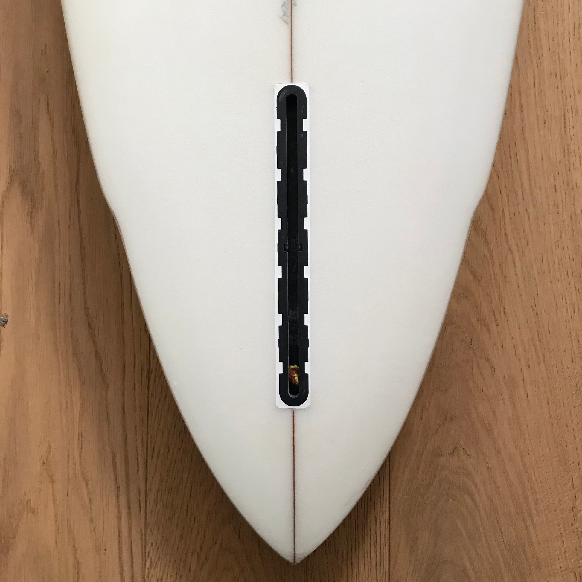 Thomas Surfboards 'Terry Fitzgerald' single fin 6'9" secondhand surfboard fin box close-up