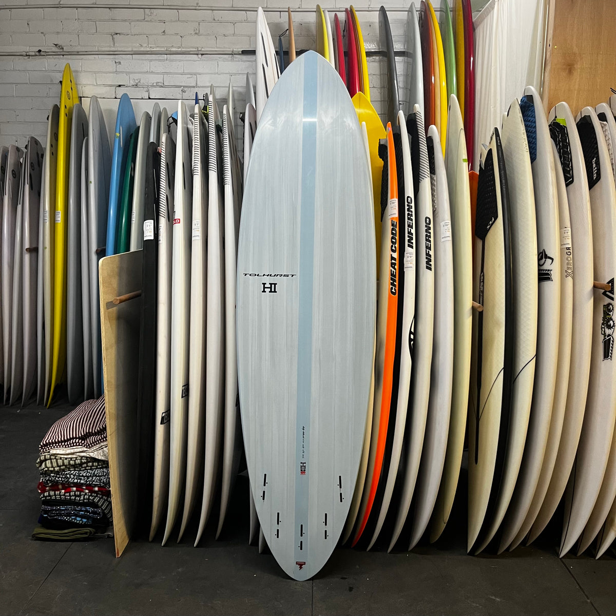 Tolhurst Harley Ingleby HI Mid 6 Mini 6'8" secondhand surfboard bottom view