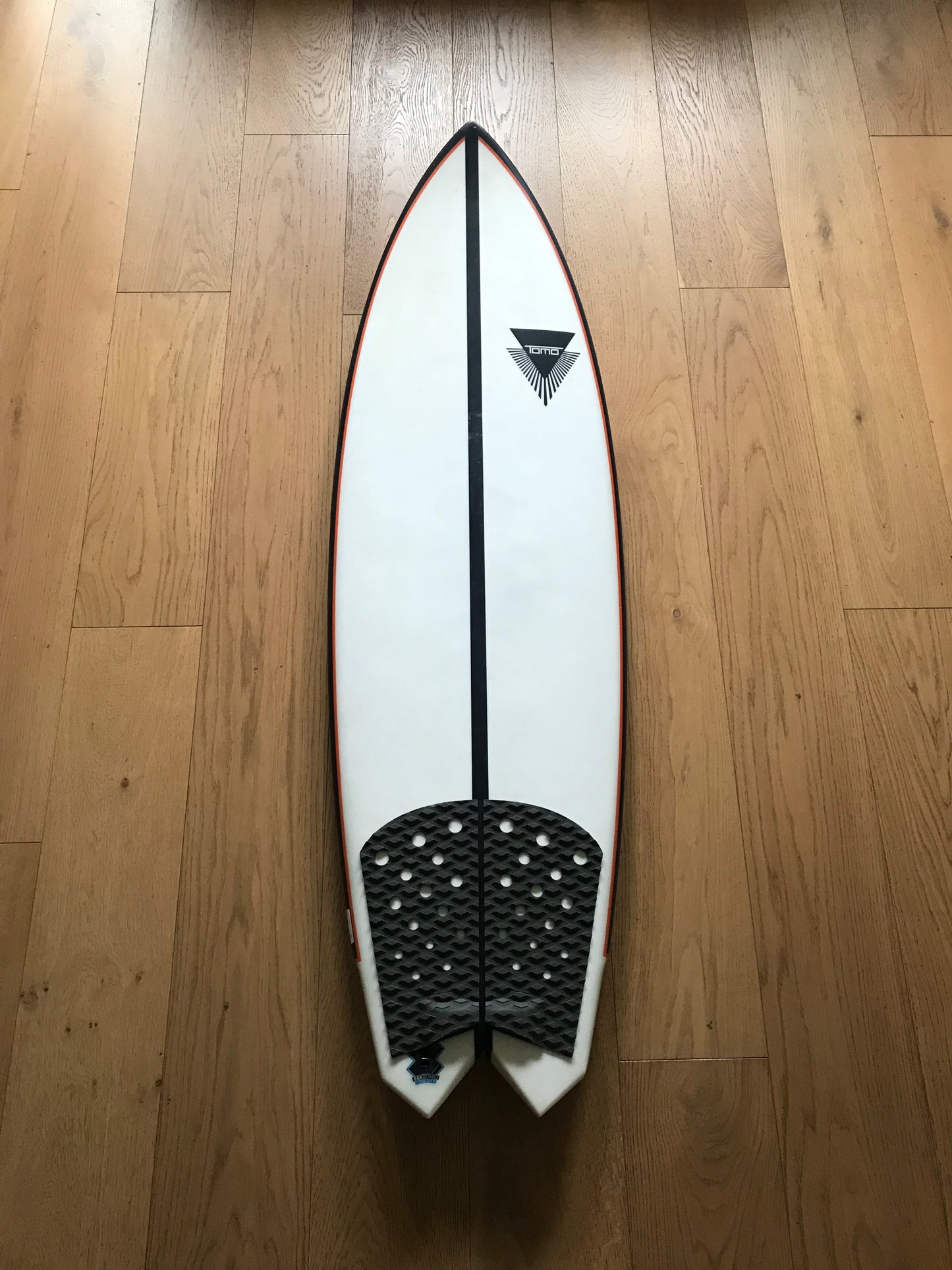 Tomo El Tomo Fish 5'9" secondhand surfboard top view