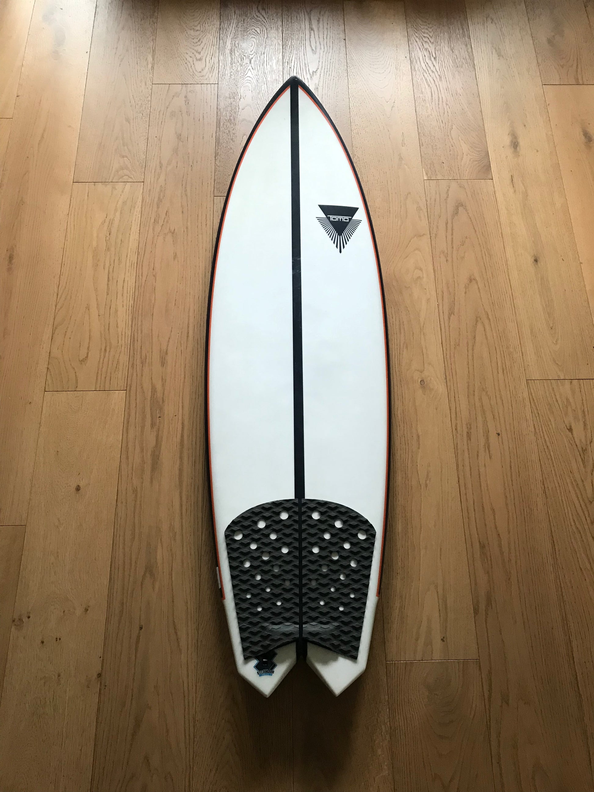 Tomo El Tomo Fish 5'9" secondhand surfboard top view