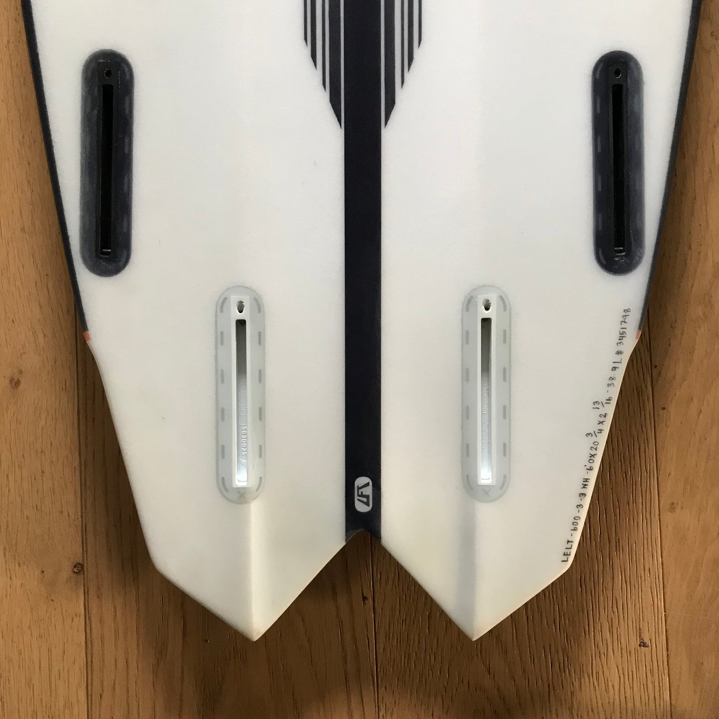 Tomo El Tomo Fish 6'0" secondhand surfboard fin box close-up