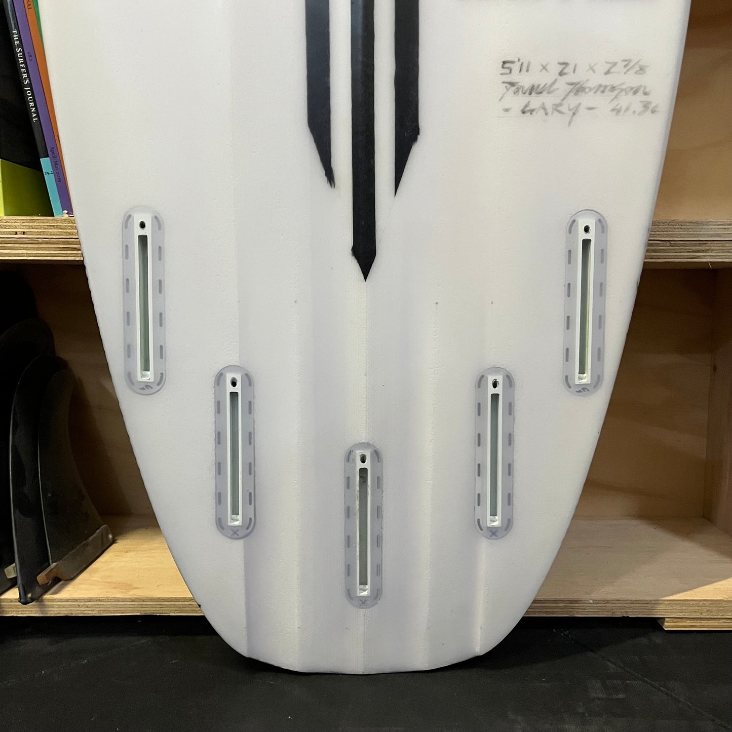 Tomo Evo Tomo Tech EPS 5'11" secondhand surfboard fin box close-up