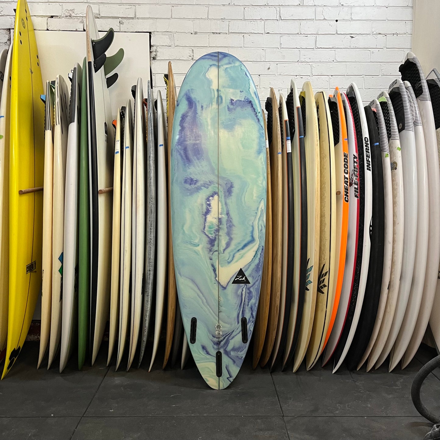 Zak Venus Fly Trap 6'4" secondhand surfboard bottom view