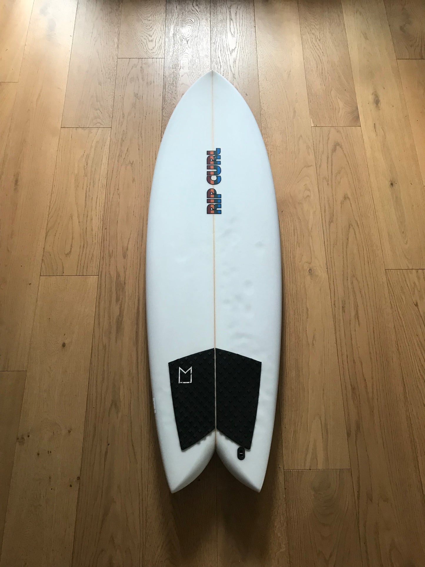 Rip Curl twin fin 5'6" secondhand surfboard top view
