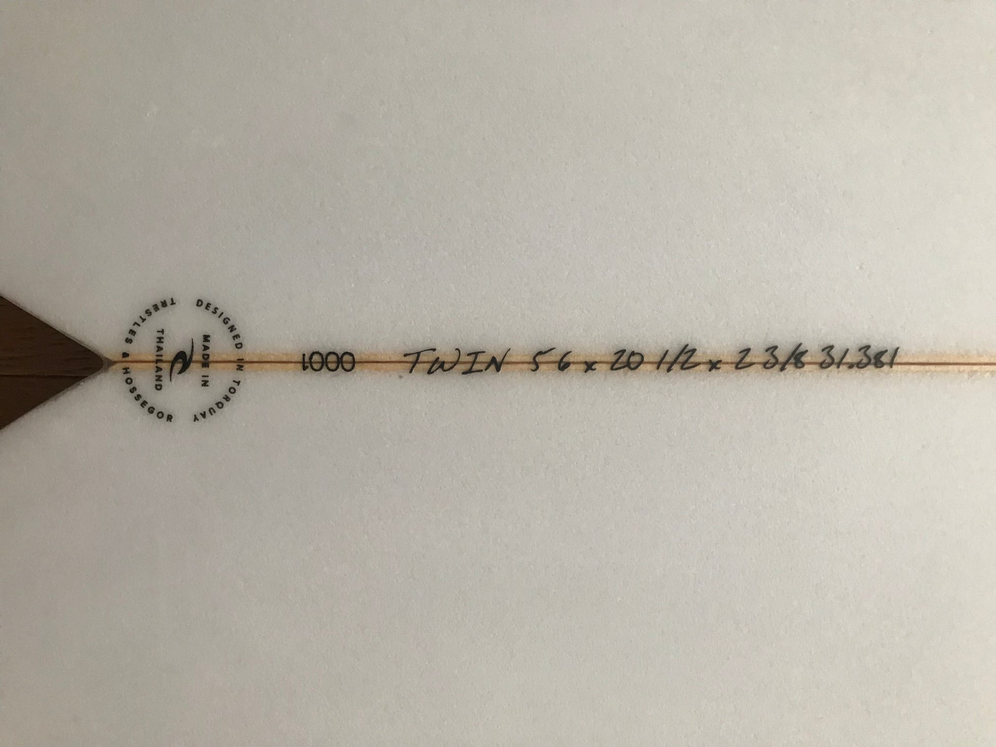 Rip Curl twin fin 5'6" secondhand surfboard dimensions close-up